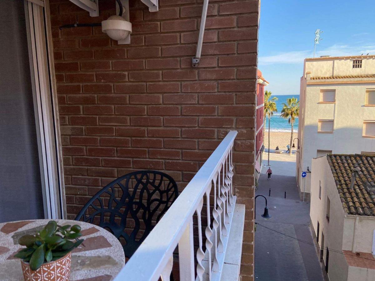 Apartamento A 1 Minuto De La Playa Torredembarra Esterno foto